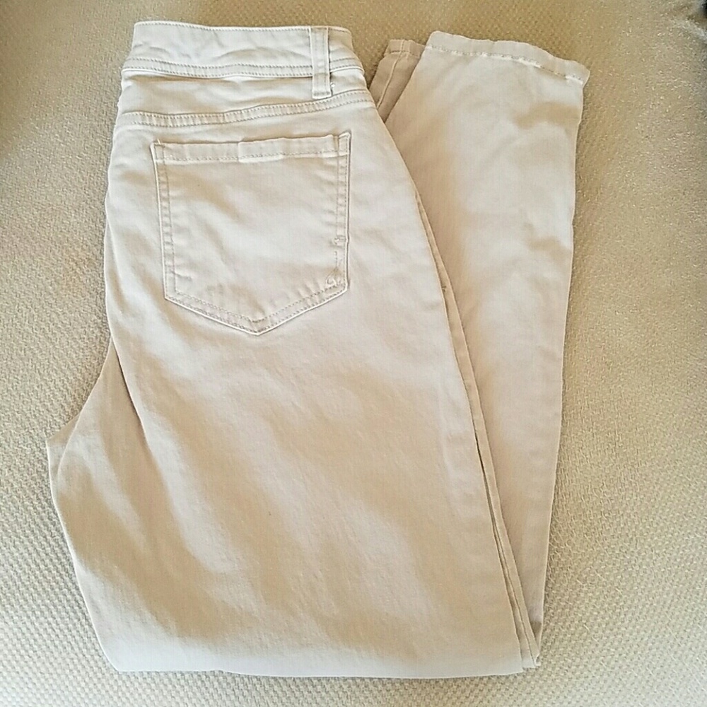 Khaki pants